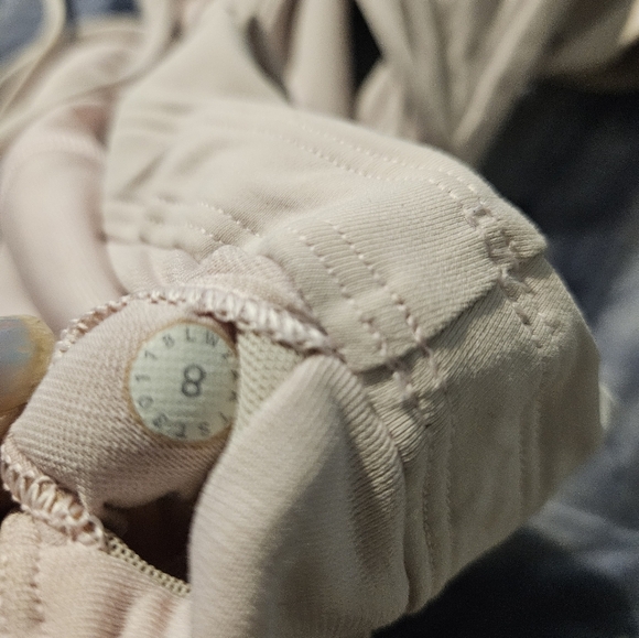 Lululemon Pushing Limits Bra *Light Support - Picture 5 of 5